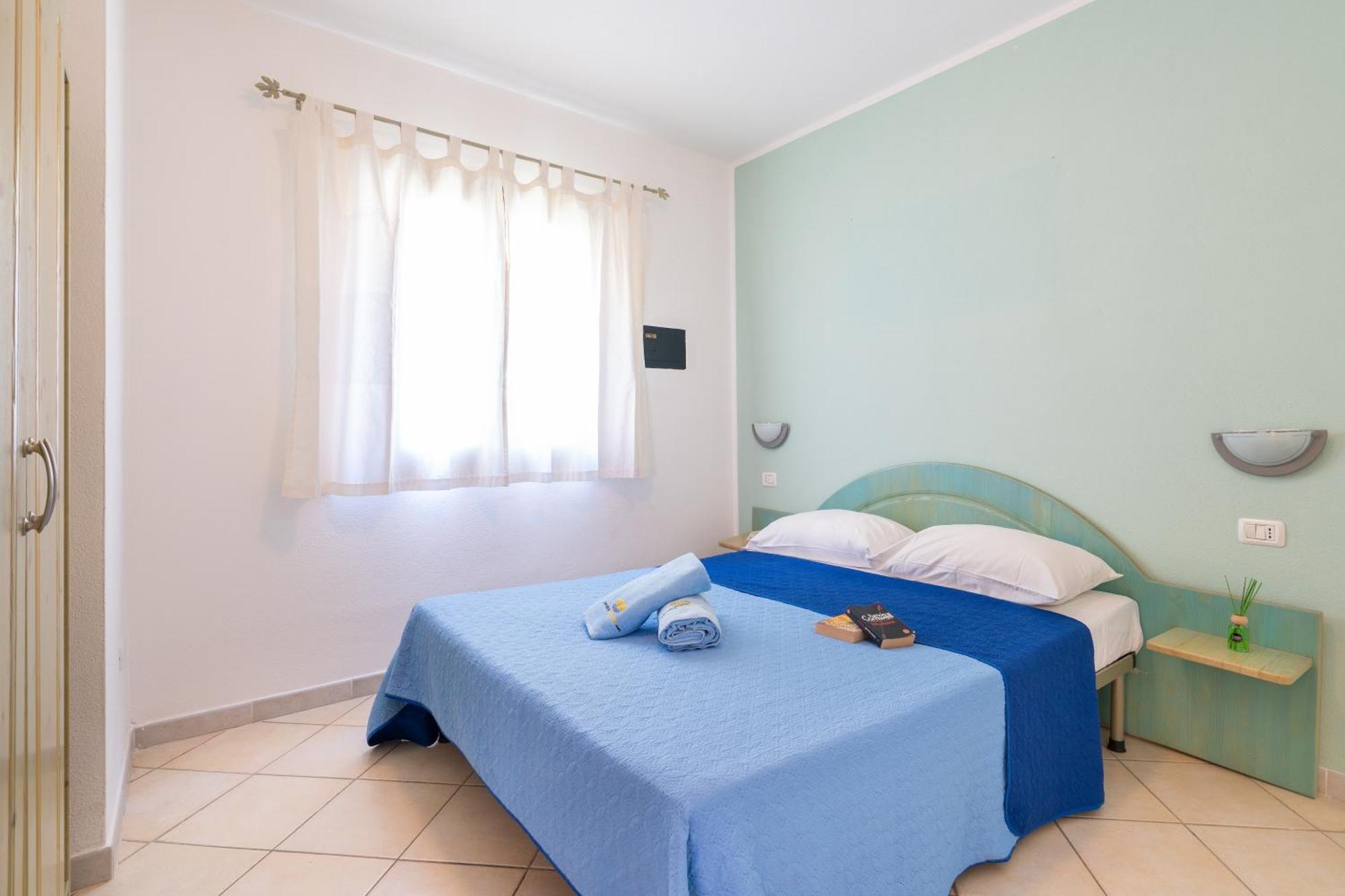 Il Borgo Di Badesi Aparthotel Buitenkant foto