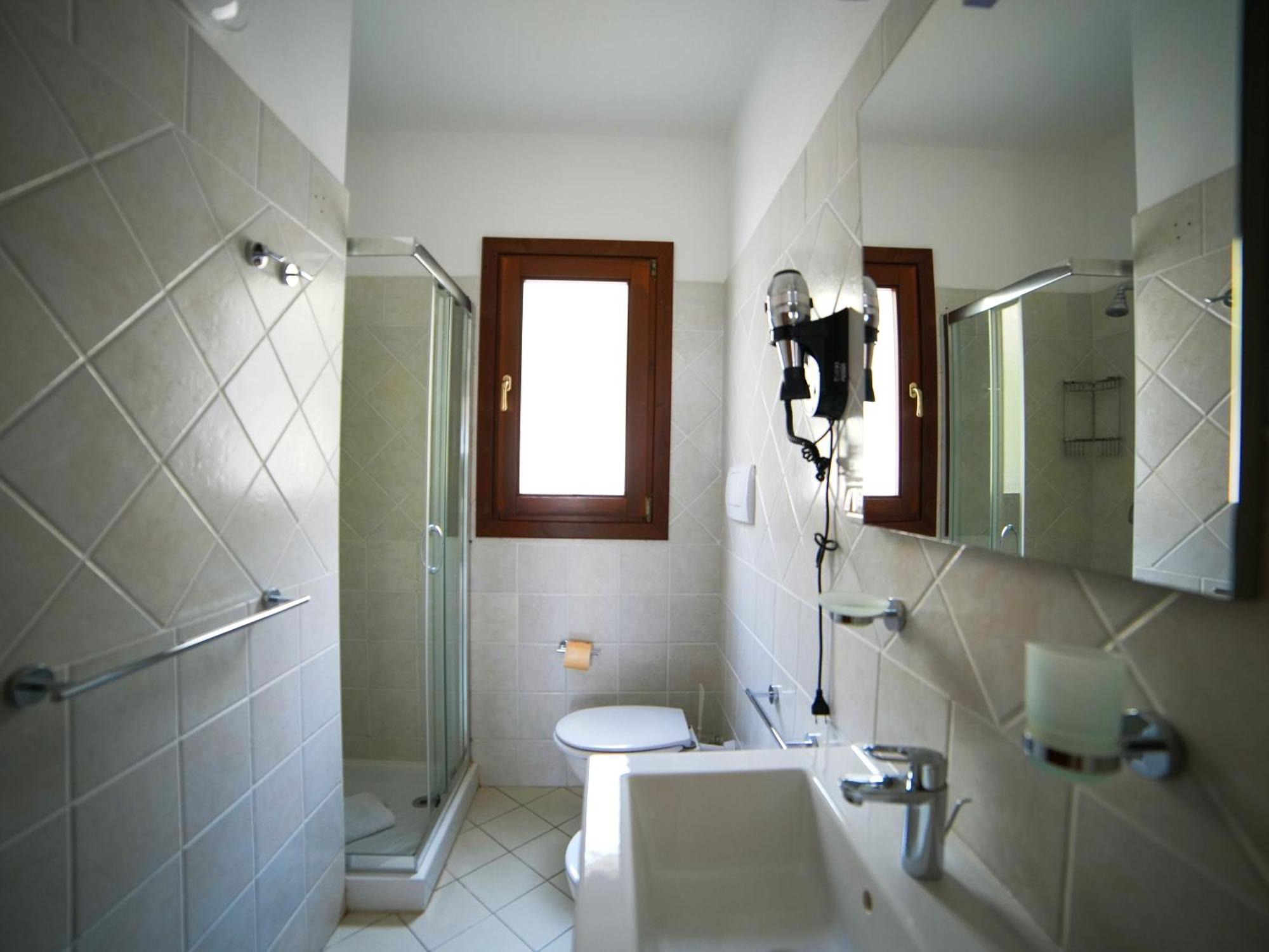 Il Borgo Di Badesi Aparthotel Buitenkant foto