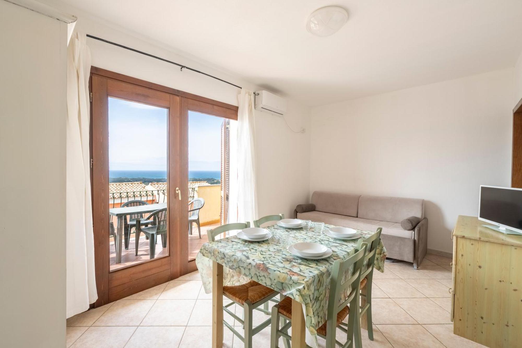 Il Borgo Di Badesi Aparthotel Buitenkant foto