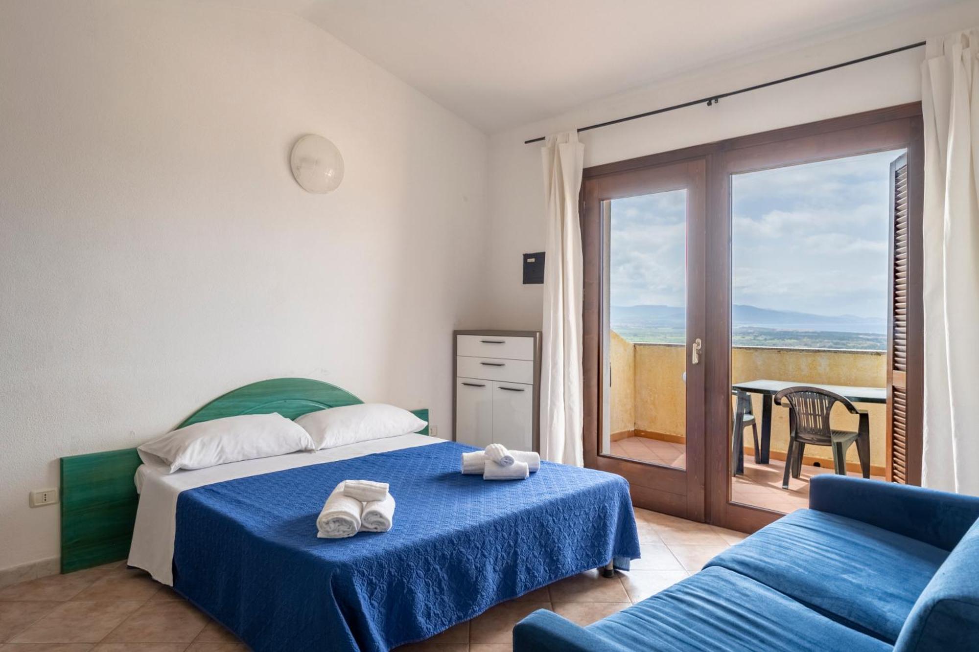 Il Borgo Di Badesi Aparthotel Buitenkant foto